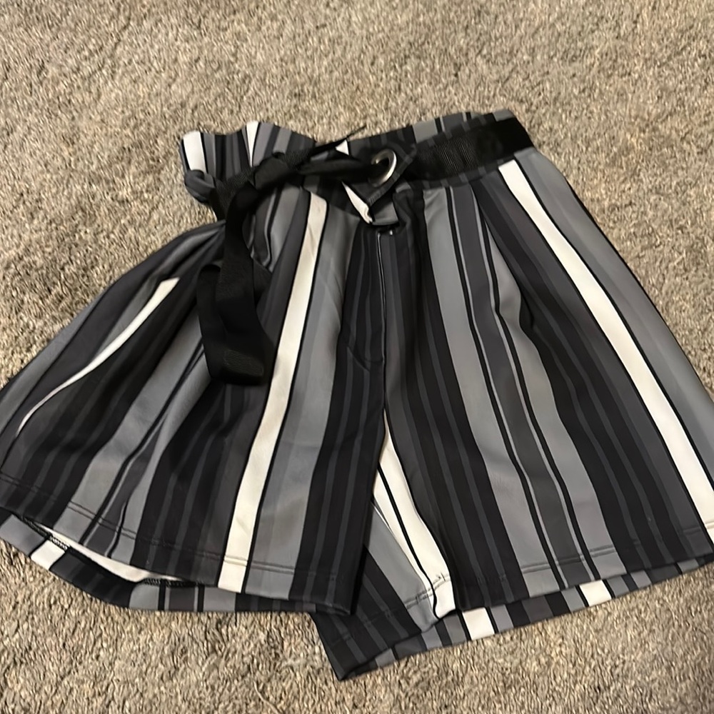 Venus black, white and gray striped shorts with tie front.